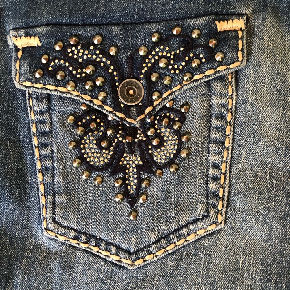 Redrivet Jeans - Picture 8 of 8